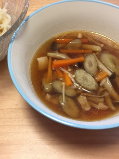 【幼児とご飯】うどん・おそばに☆つけ汁♬-レシピのメイン写真