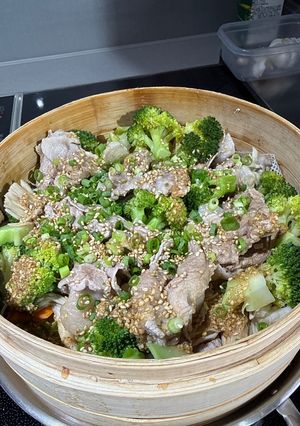 豚しゃぶとたっぷり野菜のごまだれせいろ蒸-レシピのメイン写真