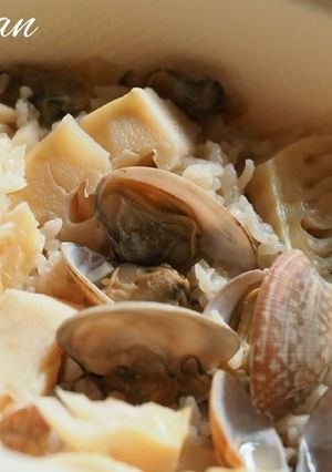 電子レンジで炊く筍と浅利の炊き込みご飯-レシピのメイン写真