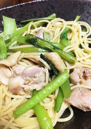 簡単小松菜と鳥の和風ペペロンチーノ-レシピのメイン写真