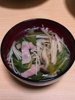 レタスとベーコンときのこのスープ-レシピのメイン写真