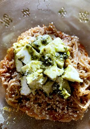 バジルの風味で食べやすいピビン麺-レシピのメイン写真