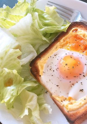 簡単！チーズとろける目玉焼きトースト-レシピのメイン写真