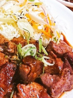 特別な日の牛ステーキ!簡単にんにくソース-レシピのメイン写真
