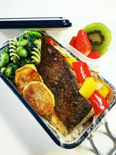 お弁当⑯★魚屋さんのバジルオイル漬け★-レシピのメイン写真