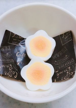 簡単にできる！お花のゆでたまご-レシピのメイン写真