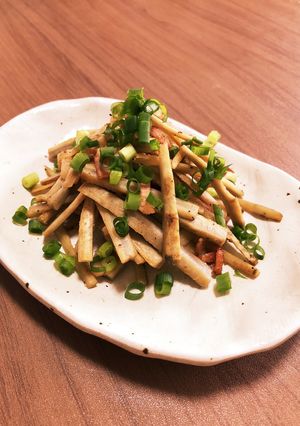 ベーコンとごぼうのバター醤油きんぴら-レシピのメイン写真