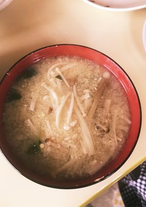 豆苗とエノキの味噌汁(><)-レシピのメイン写真
