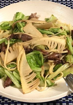 春キャベツとタケノコで作るペペロンチーノ-レシピのメイン写真
