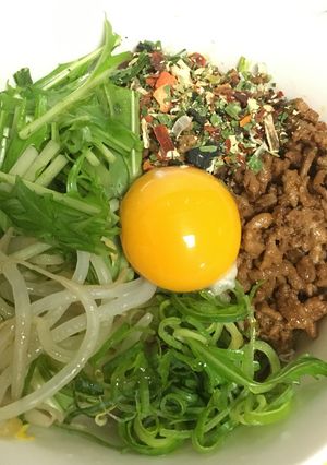 辛ラーメンでピリッとまぜそば-レシピのメイン写真