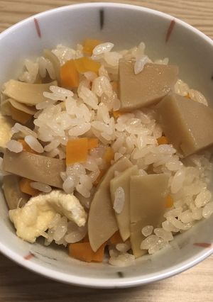 春タケノコと人参の炊き込みご飯-レシピのメイン写真