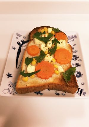 ❁人参と大葉とコーンのトースト❁-レシピのメイン写真