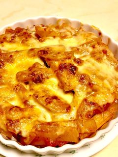 簡単 新じゃがとミートソースのチーズ焼き-レシピのメイン写真