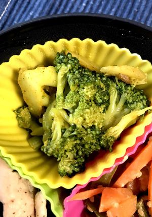 レンジで簡単☆ブロッコリーのカレー風味！-レシピのメイン写真