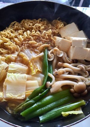 主役はラーメン夏でもチゲ！-レシピのメイン写真