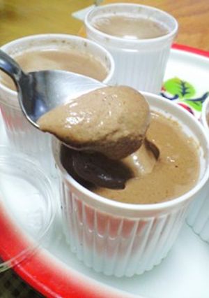 子どもと作る♪なめらかチョコレートプリン-レシピのメイン写真