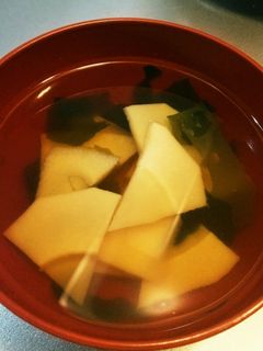 筍とワカメのお吸い物-レシピのメイン写真
