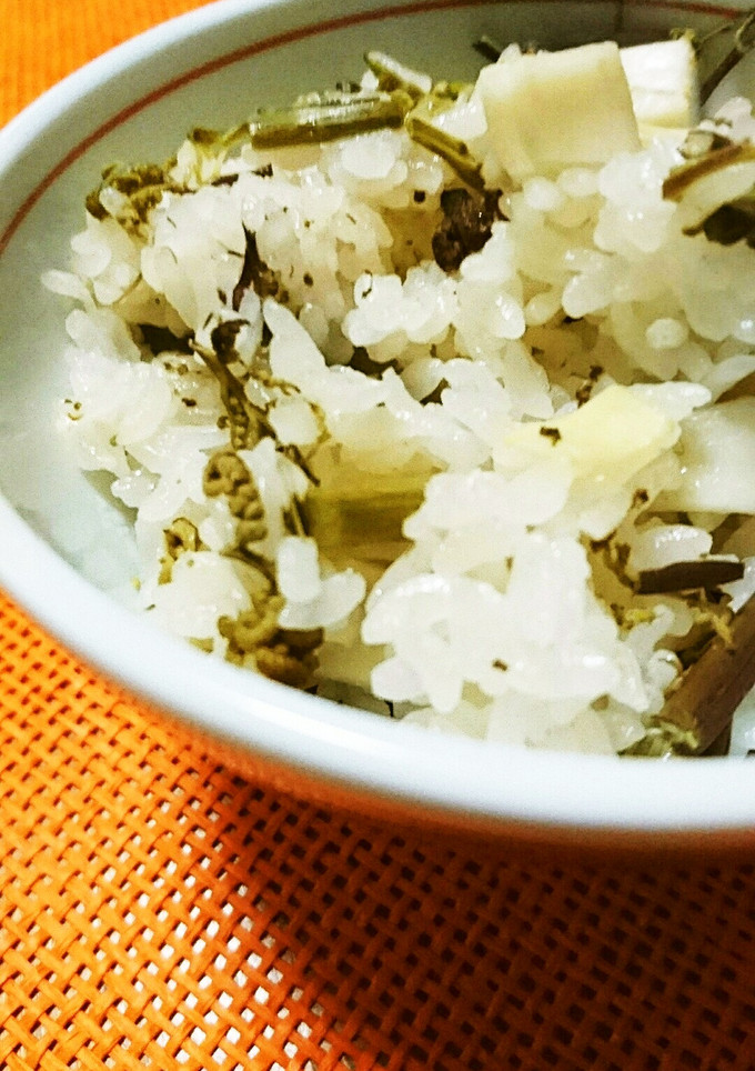 わらびとたけのこの炊き込みご飯-レシピのメイン写真