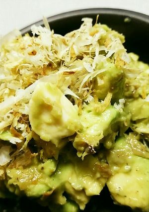 アボカドとチーズのおかか和え-レシピのメイン写真