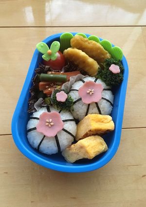 キャラ弁＊お花の手毬おにぎり＊-レシピのメイン写真