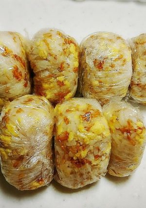 ジャンク万歳！チキンラーメンおにぎり-レシピのメイン写真