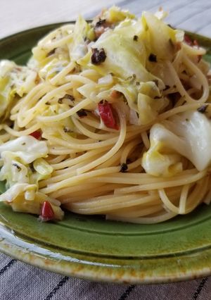 梅と春キャベツのアンチョビパスタ-レシピのメイン写真