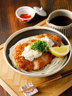 新しい味♪トンカツおろしタルタルうどん-レシピのメイン写真