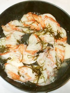 長いもとカニカマの煮物♪簡単美味しい-レシピのメイン写真