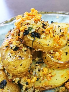 カリカリスパイシーな本格ガーリックポテト-レシピのメイン写真