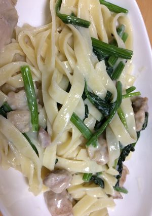 ほうれん草と鶏肉のクリームパスタ-レシピのメイン写真