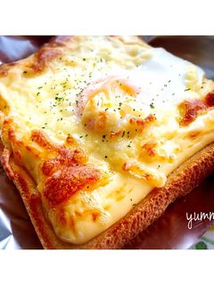 簡単✩卵とろ〜りチーズマヨトースト-レシピのメイン写真