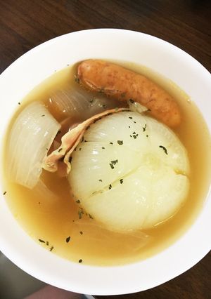 炊飯器でまるごと玉ねぎスープ-レシピのメイン写真