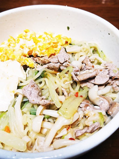 夏こそ『辛ラーメン』豚キムチ風鍋-レシピのメイン写真
