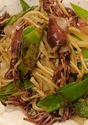 ホタルイカとさやえんどうの炒め物-レシピのメイン写真