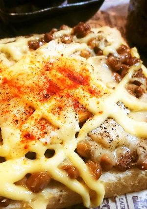 簡単★朝食に【玉子納豆のピザ風トースト】-レシピのメイン写真