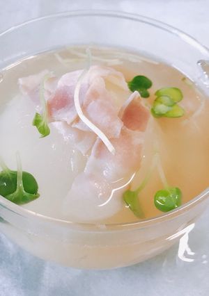 レンジで時短！丸ごと新玉ねぎのスープ-レシピのメイン写真