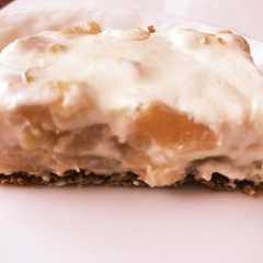 รูปของ りんごとロータスクッキーのチーズケーキ