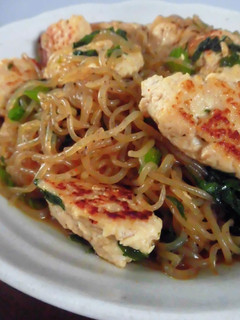 夕弁♪塩麹鶏ミンチと糸こんにゃくの炒め煮-レシピのメイン写真