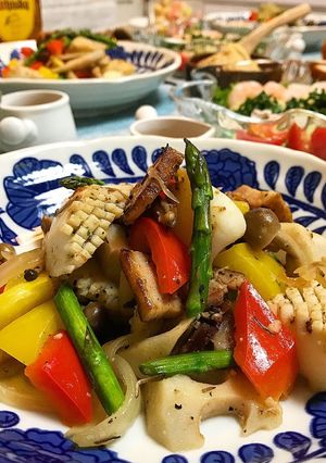 イカとカラフル野菜のレモンペパーソテー-レシピのメイン写真