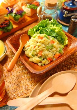 野菜たっぷり♪グリーンカレーポテトサラダ-レシピのメイン写真