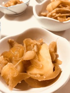 柔らか鶏皮と玉ねぎとじゃがいもで♩-レシピのメイン写真