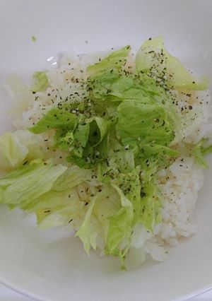 これぞずぼら飯!ハーブ香るレタスごはん-レシピのメイン写真