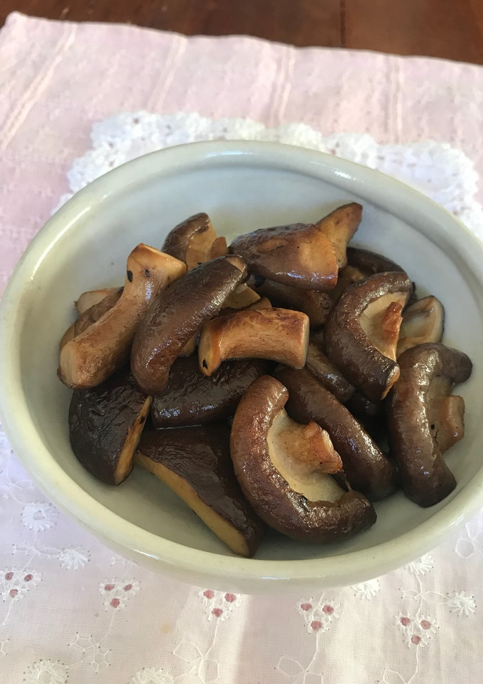 椎茸の醤油炒め。蒸し焼きでふっくら。-レシピのメイン写真