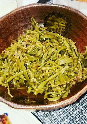 いたどりのごま油炒め-レシピのメイン写真
