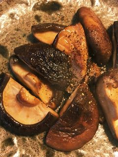 シンプルが一番!椎茸のバター醤油焼き-レシピのメイン写真