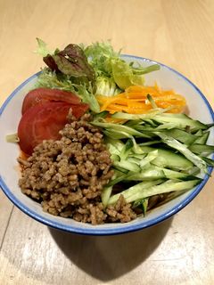 焼肉タレと野菜たっぷり!ビビン冷麺-レシピのメイン写真
