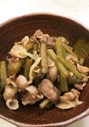 水フキと豚バラのさっと煮-レシピのメイン写真