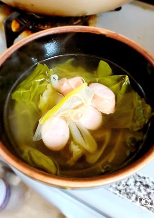 生姜と春キャベツとウインナーのスープ-レシピのメイン写真