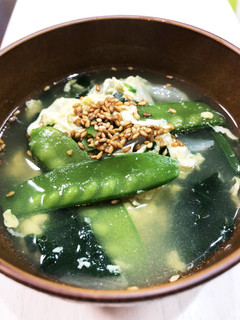 新たまねぎとさやえんどうの中華スープ-レシピのメイン写真