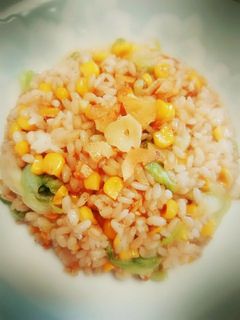 ヴィーガン*ガーリックコーンレタス炒飯*-レシピのメイン写真